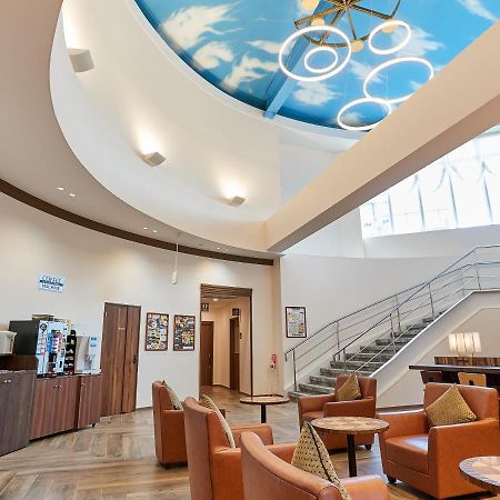 Grand Cabin Hotel Naha Oroku Buitenkant foto